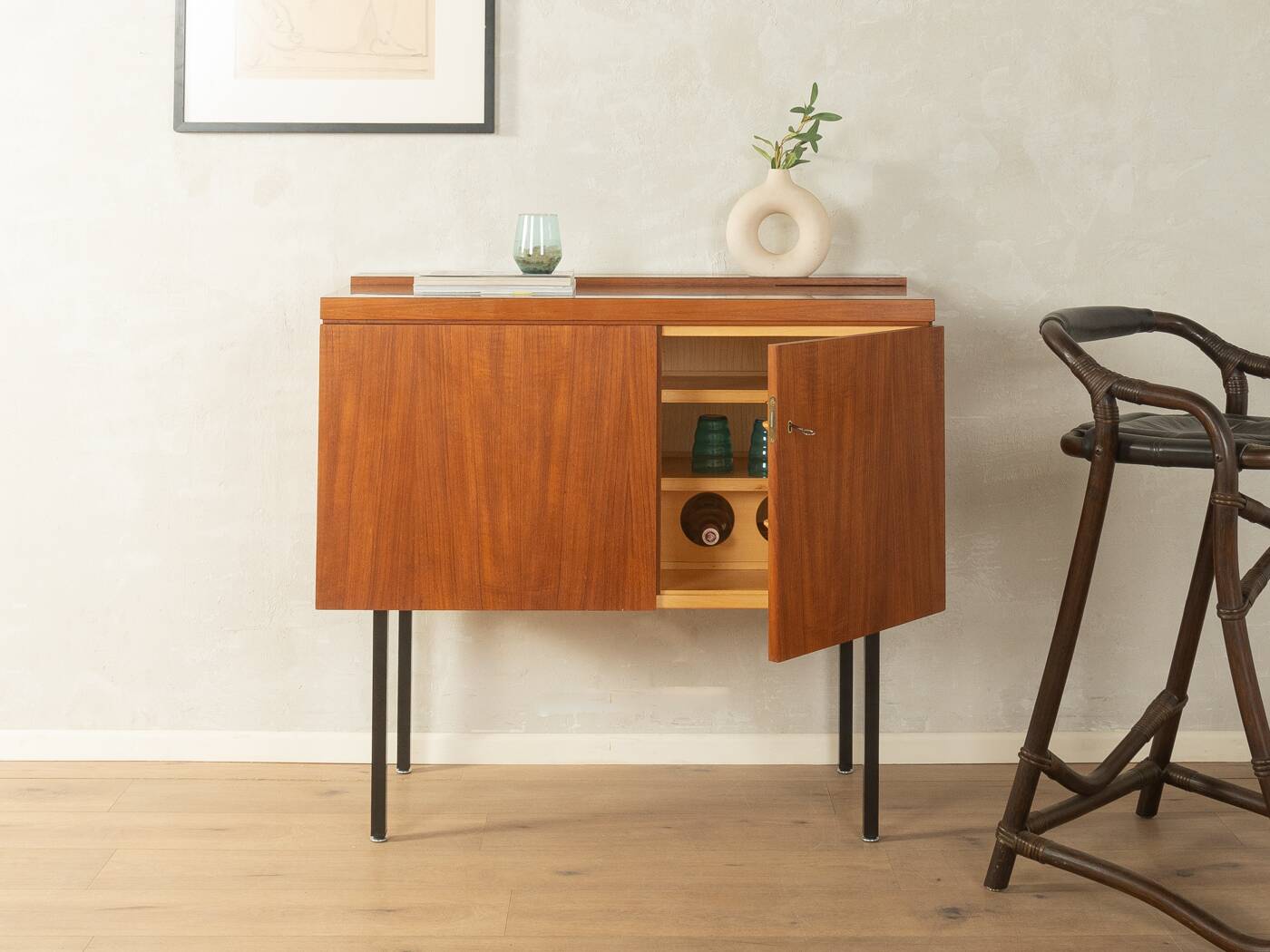 Exclusive home bar from the 1960s