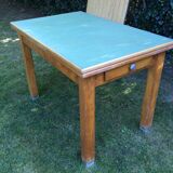 Kitchen table