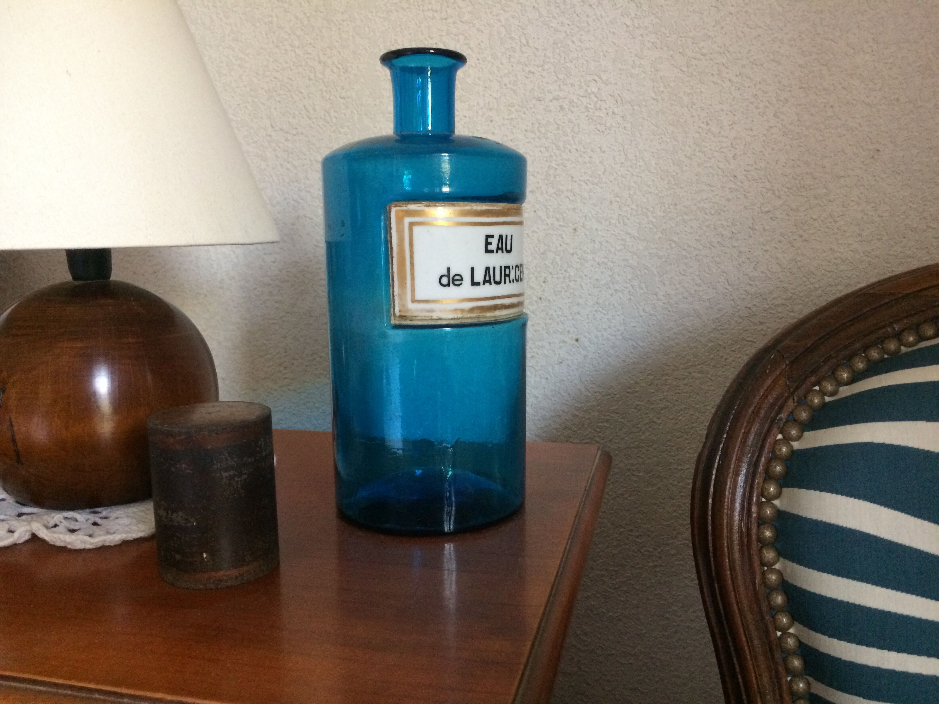 Napoleon III pharmacy pot