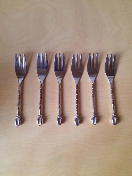 Silver-plated dessert forks