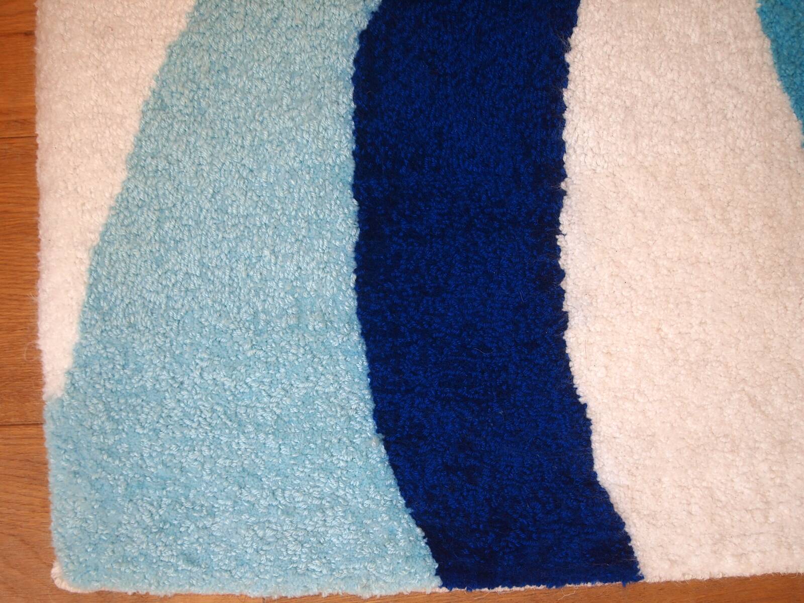 Tapis Contemporain ORA Hooked en Laine (74cm x 143cm), Édition Unique