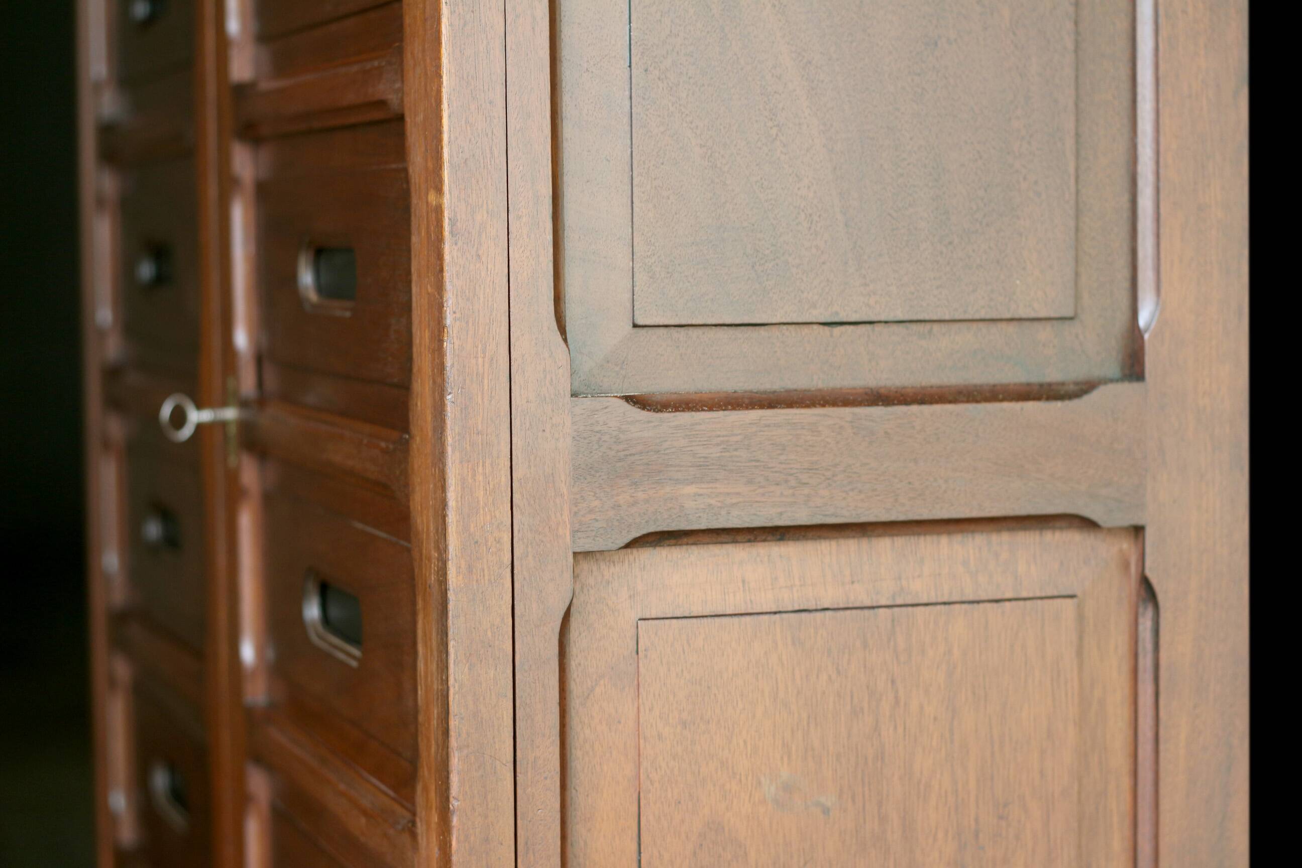 Sumptuous notary's card cabinet in mahogany (circa 1900)