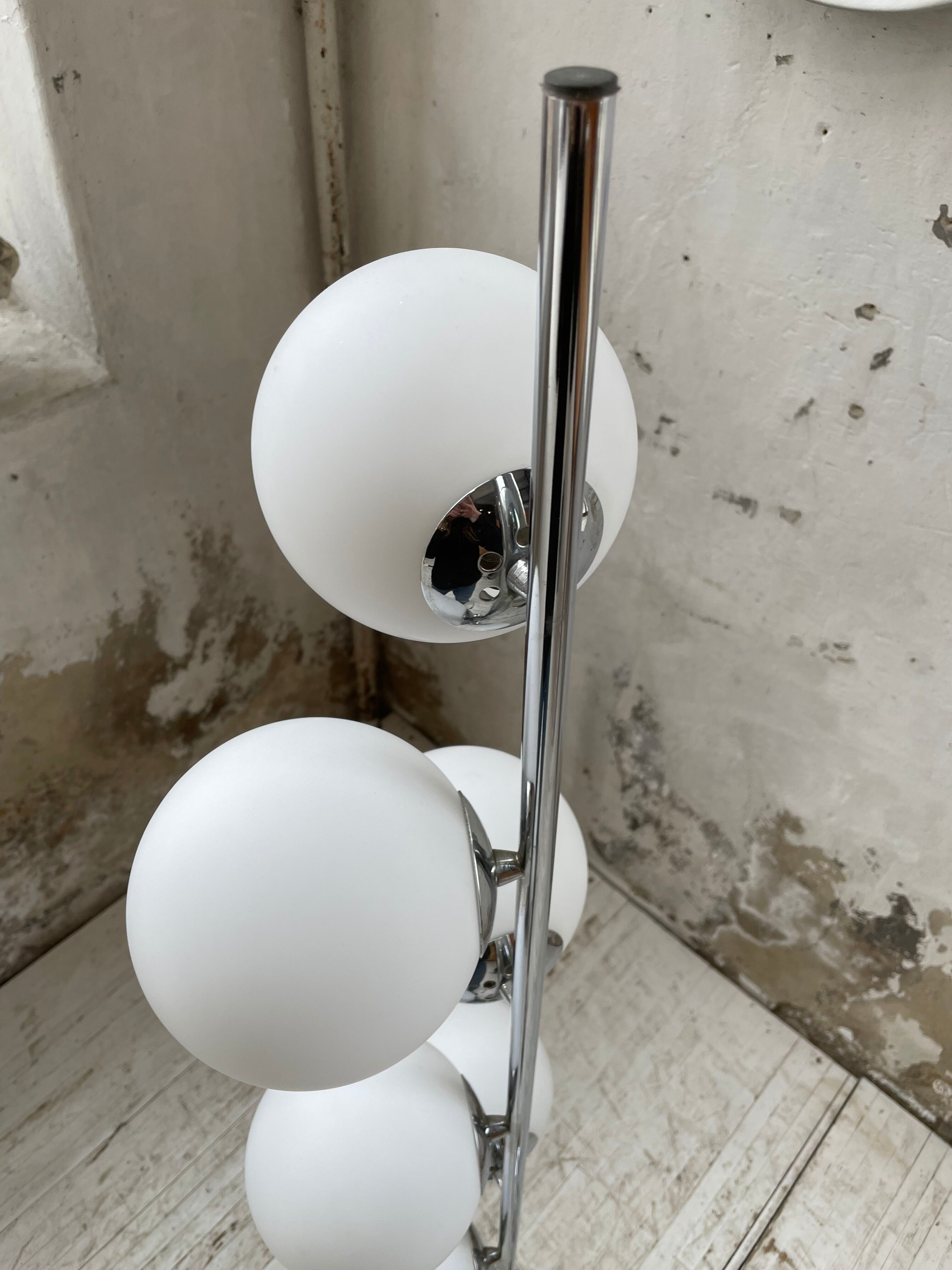 Floor lamp design 70s "balls"