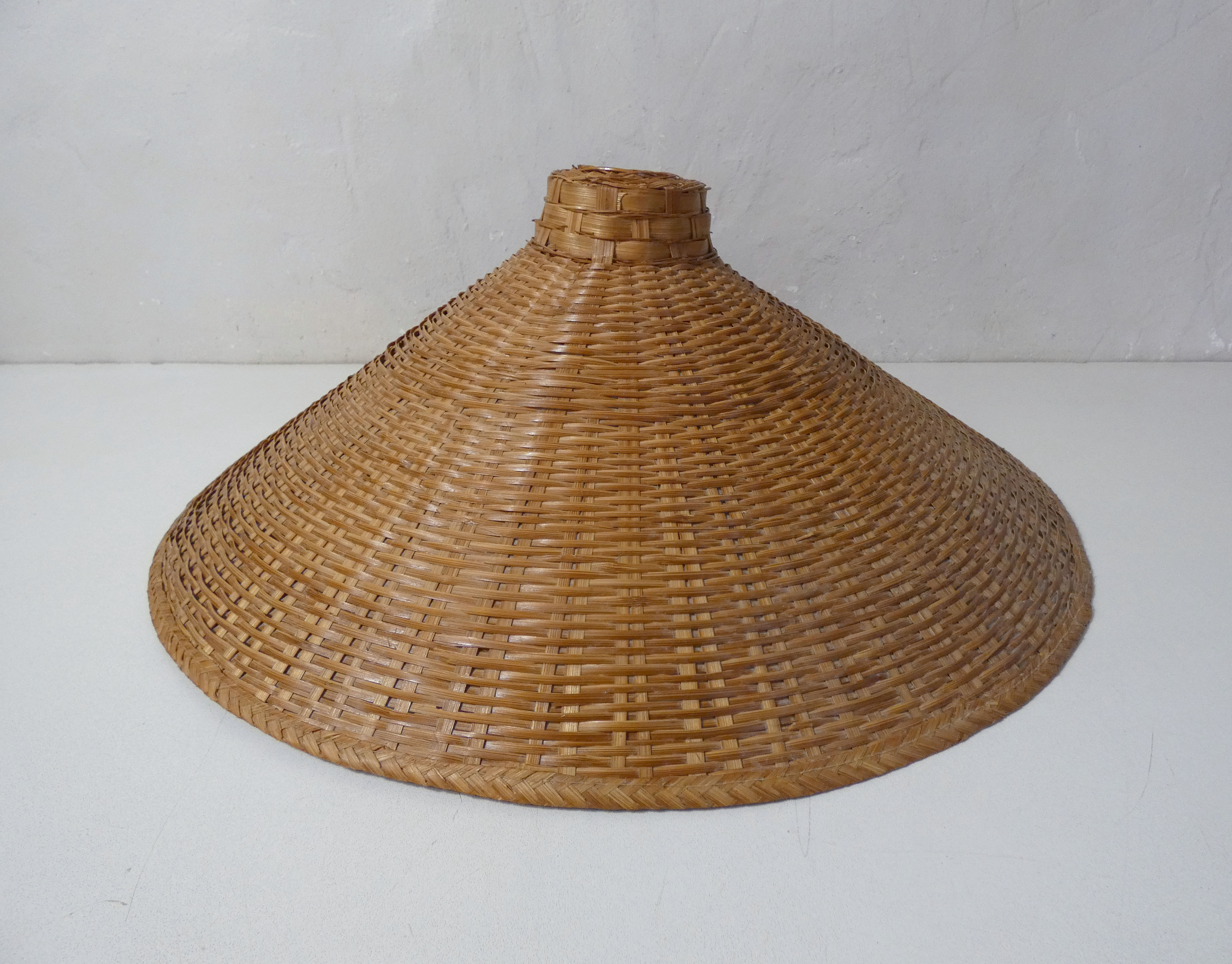 Vintage rattan pendant lamp