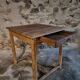 Table de ferme française ancienne en chêne avec tiroir latéral