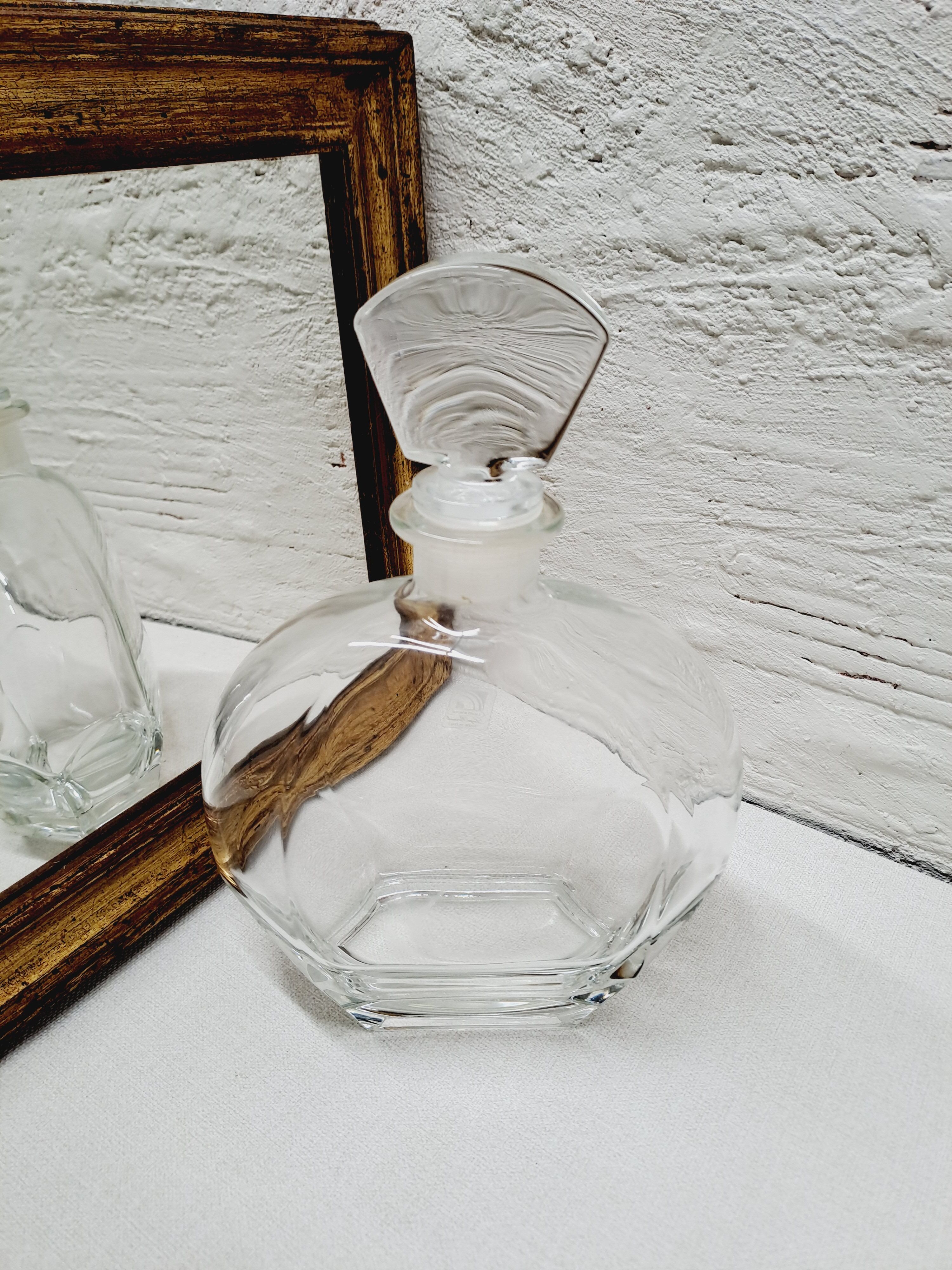 Crystal whisky decanter
