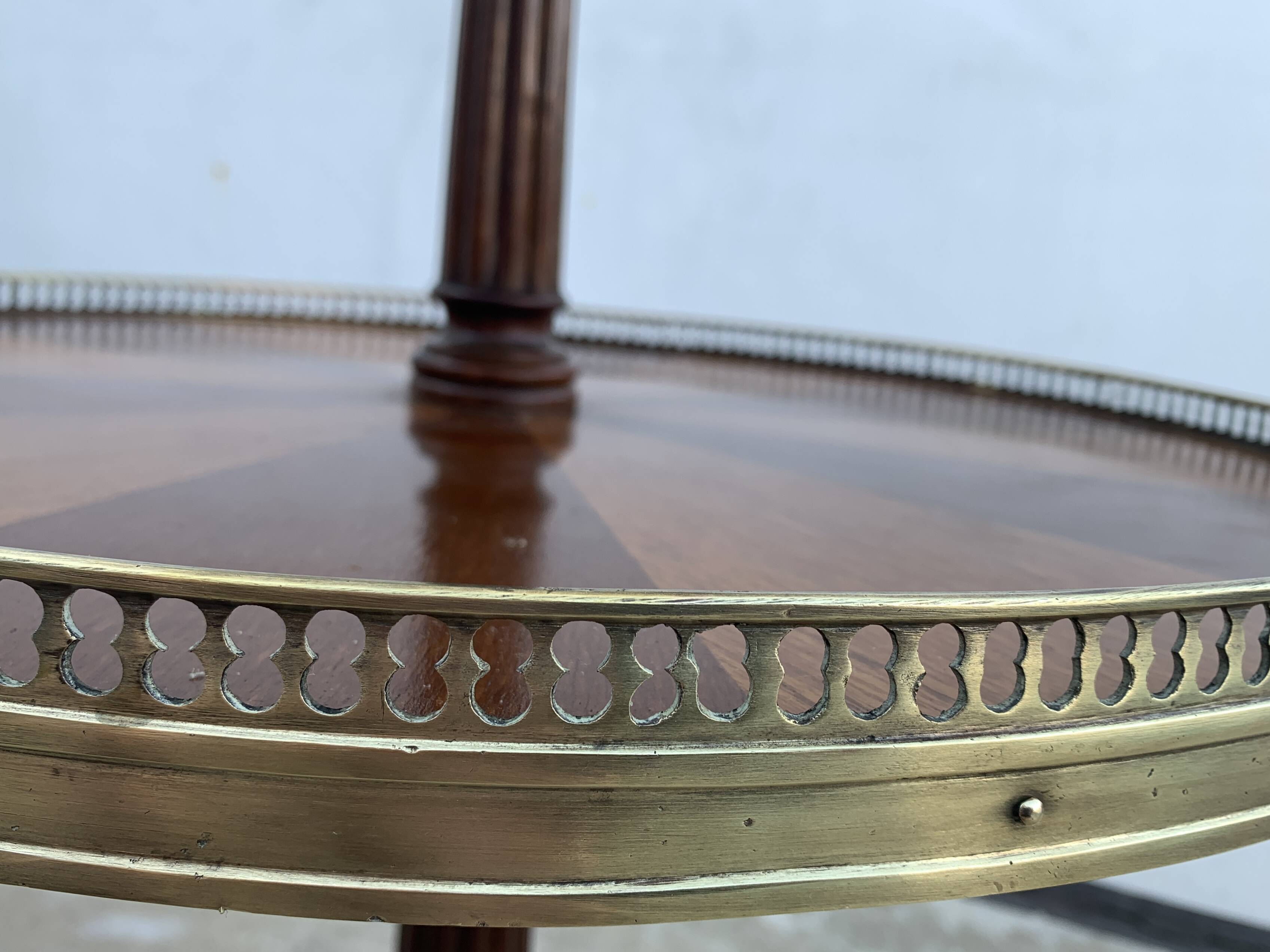 Late 19th century tripod pedestal table in wood marquetry