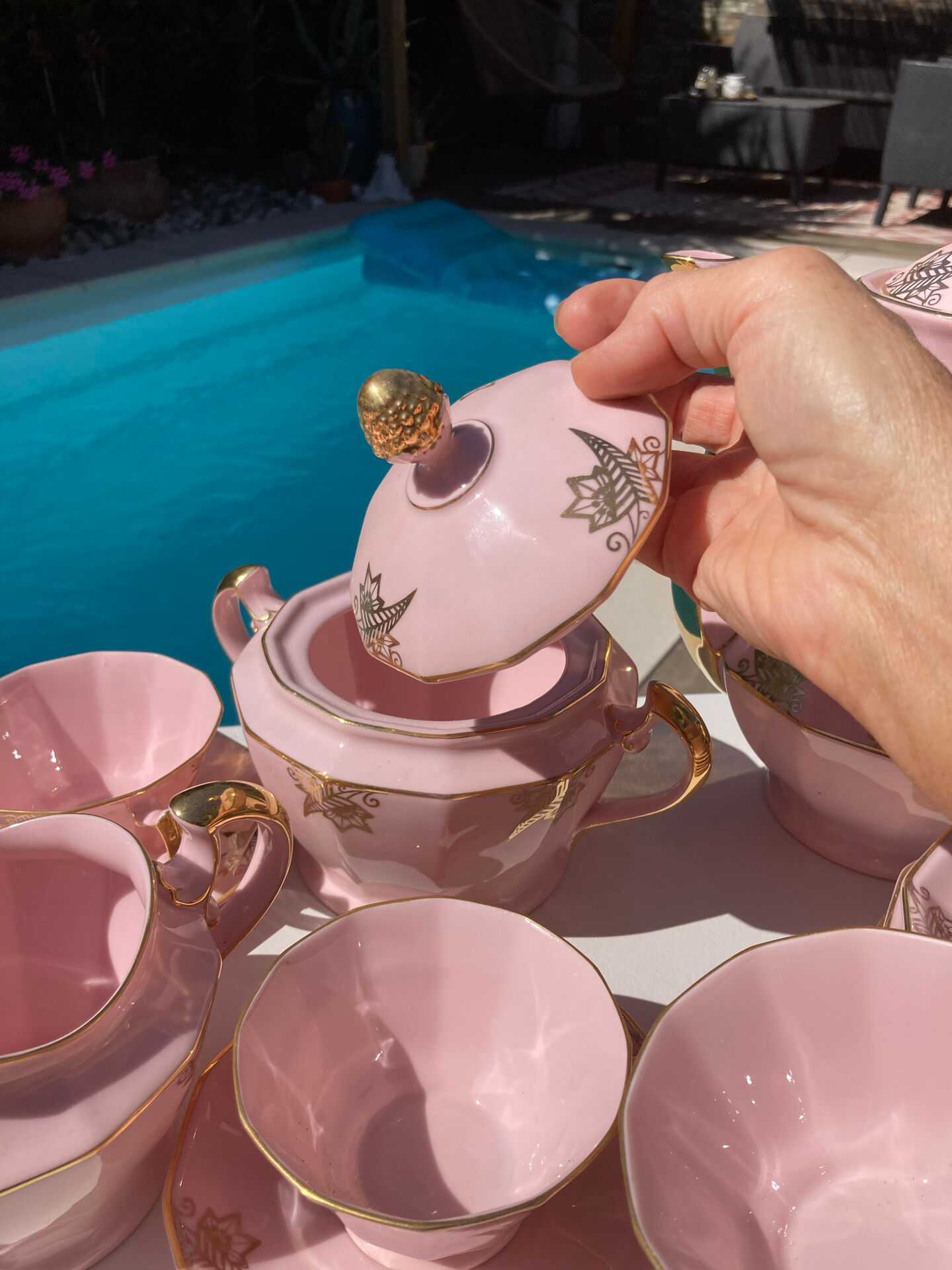 Magnificent service in art deco pastel pink porcelain.