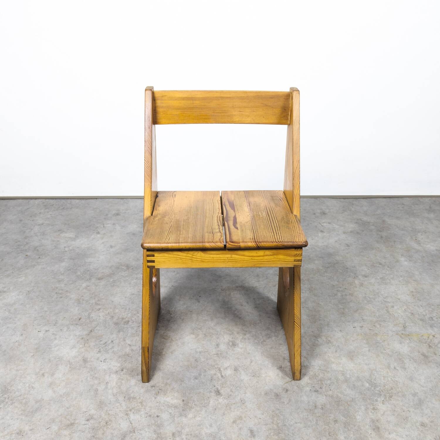 Solid pine sculptural chair by Gilbert Marklund for Furusnickarn