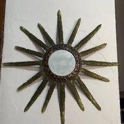 Miroir soleil en bronze, France années 50