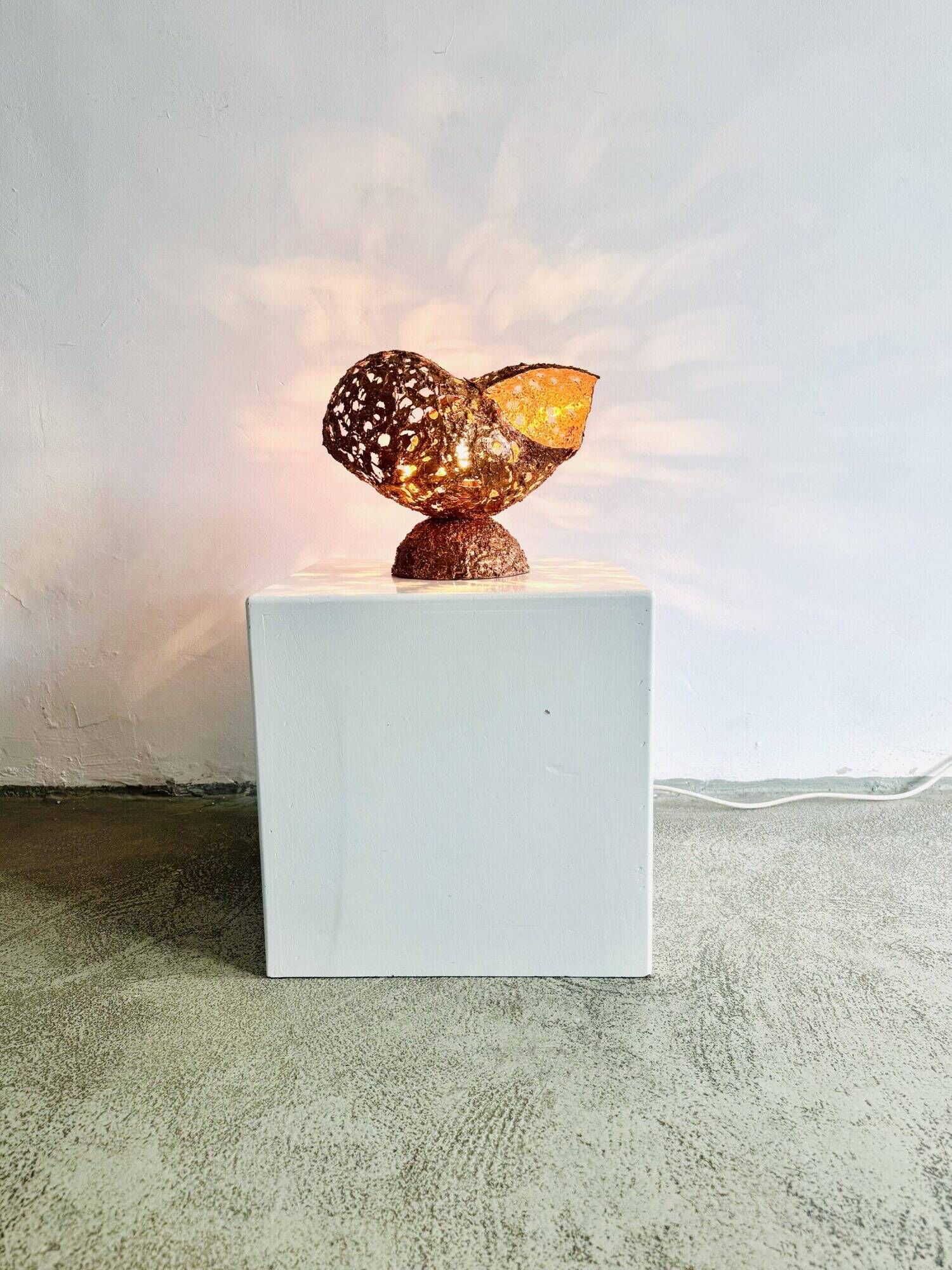 Sculptural Table Lamp In Copper By Aimo Tukiainen For Oy Moonlight, Finland 1970S