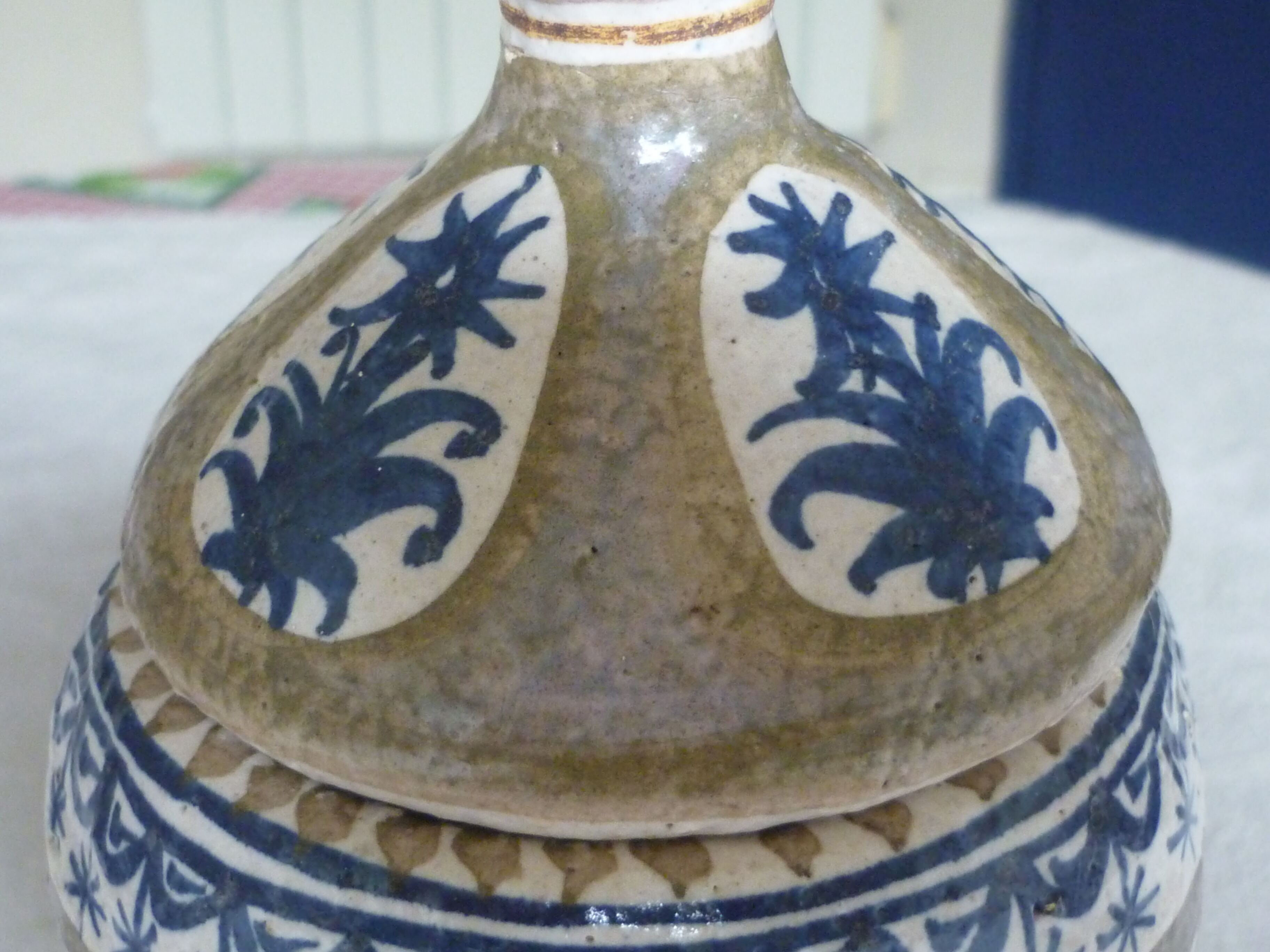Quimper Cermal Covered Pot