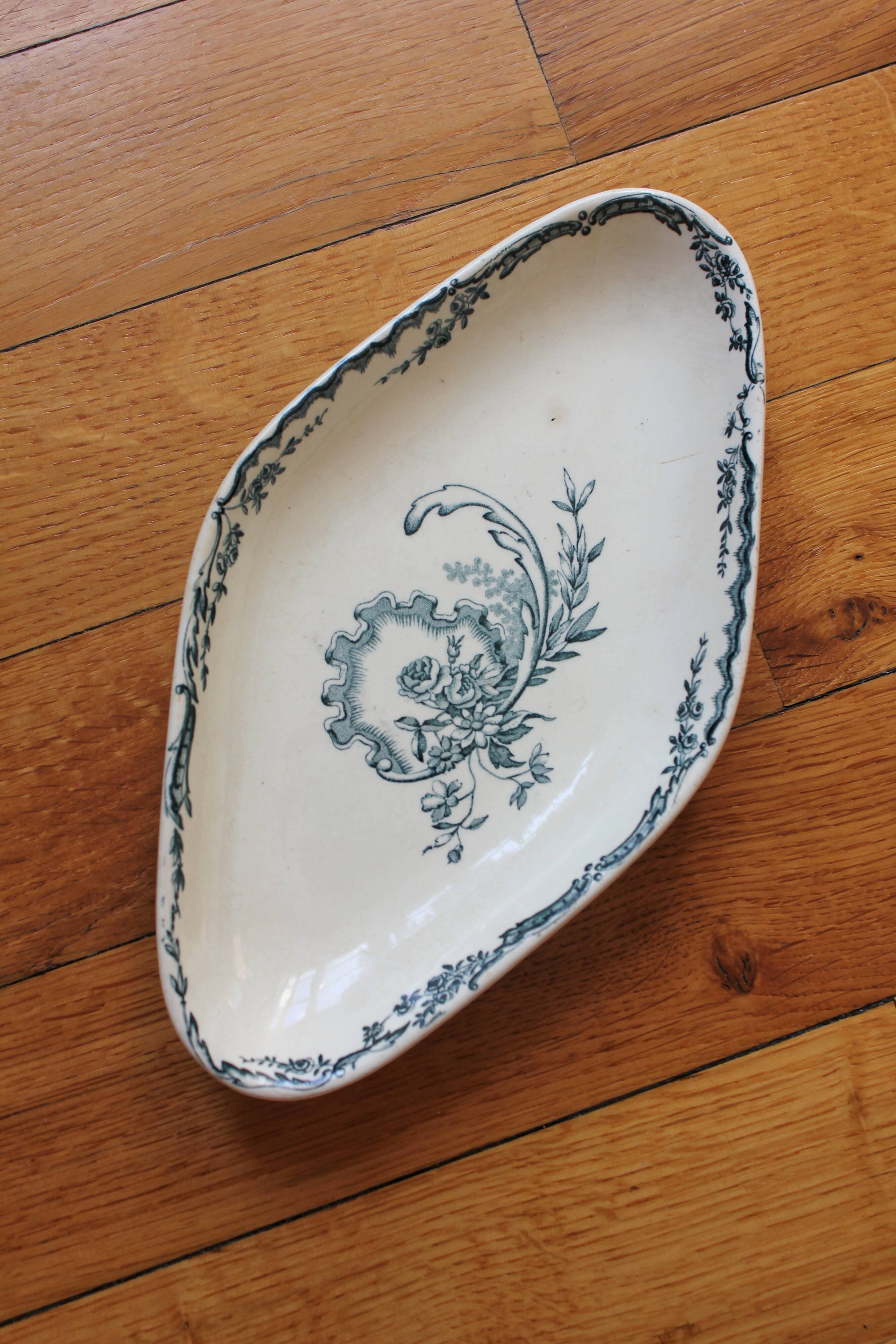 Small ramekin in iron earthenware "Trianon" model from Salins