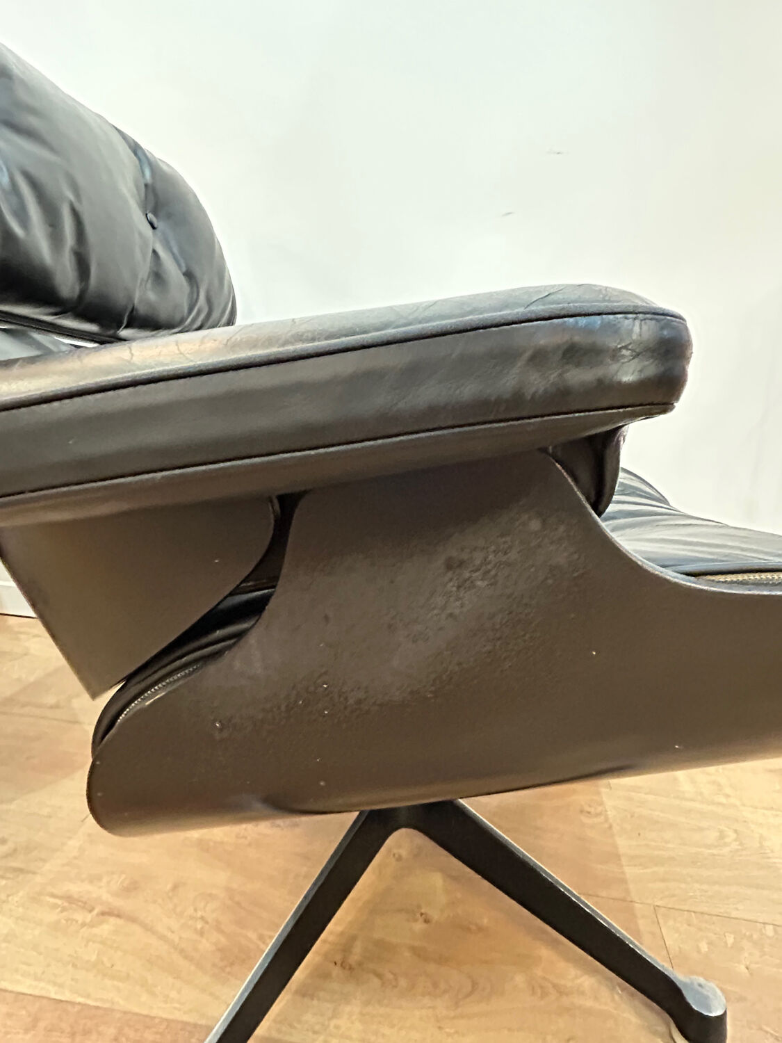 Eames Lounge Chairs Pair