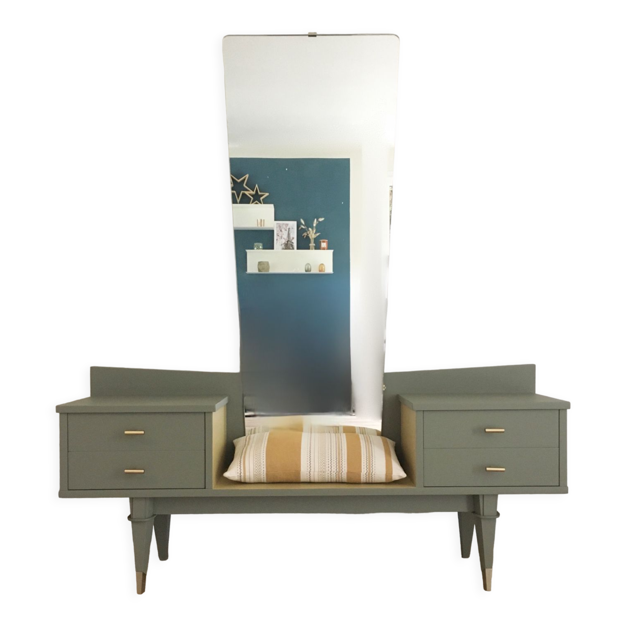 Vintage dressing table