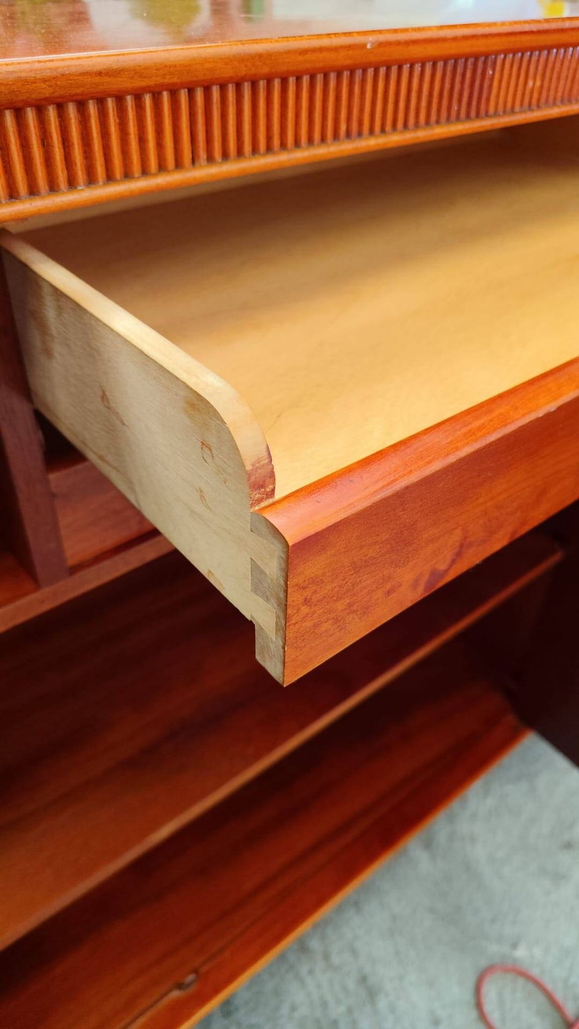 Swedish Modern buffet in mahogany, stamped Carlssons Möbelindustri - Sweden, 1940s.