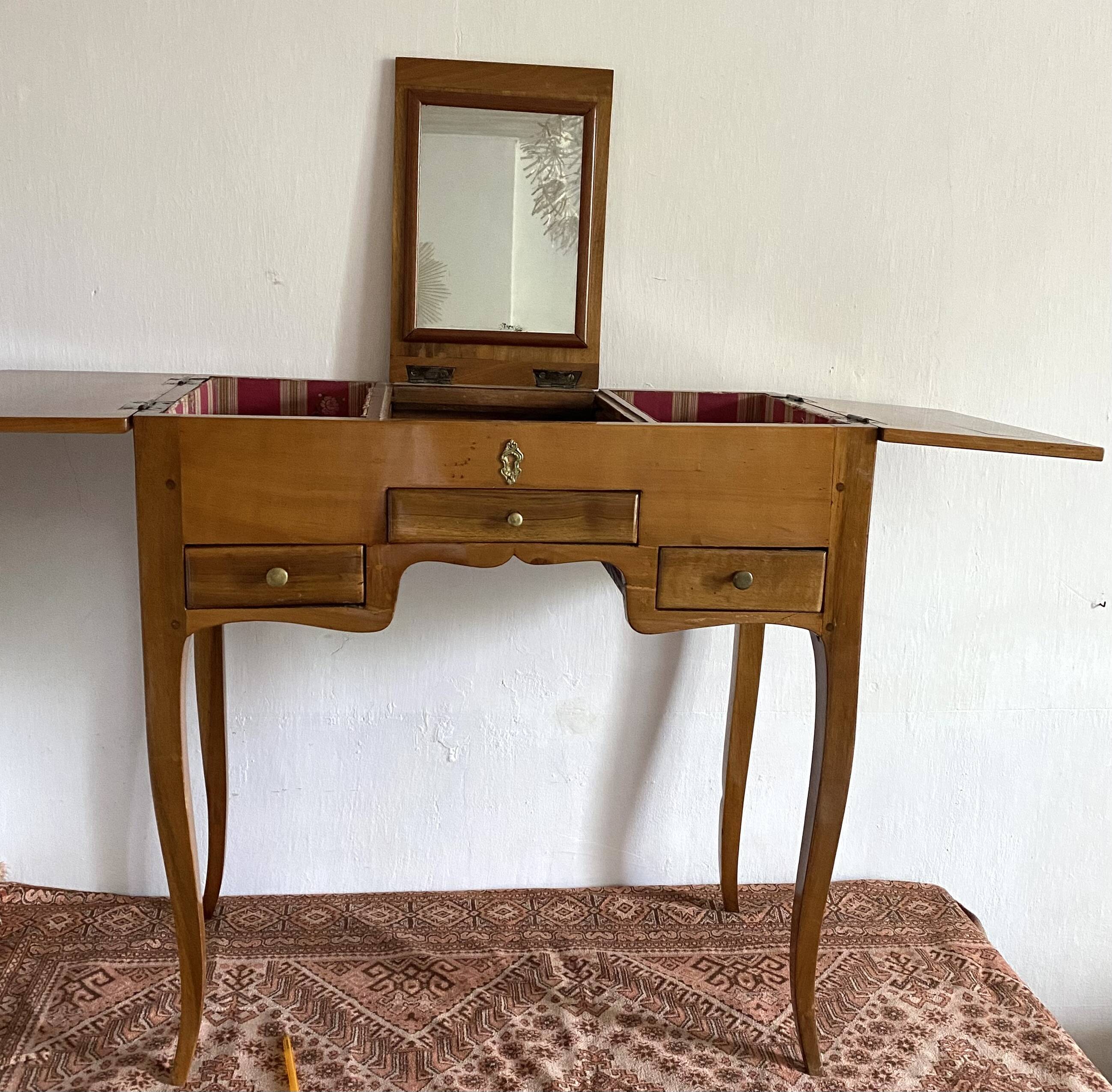 Louis xv style fruit wood dressing table