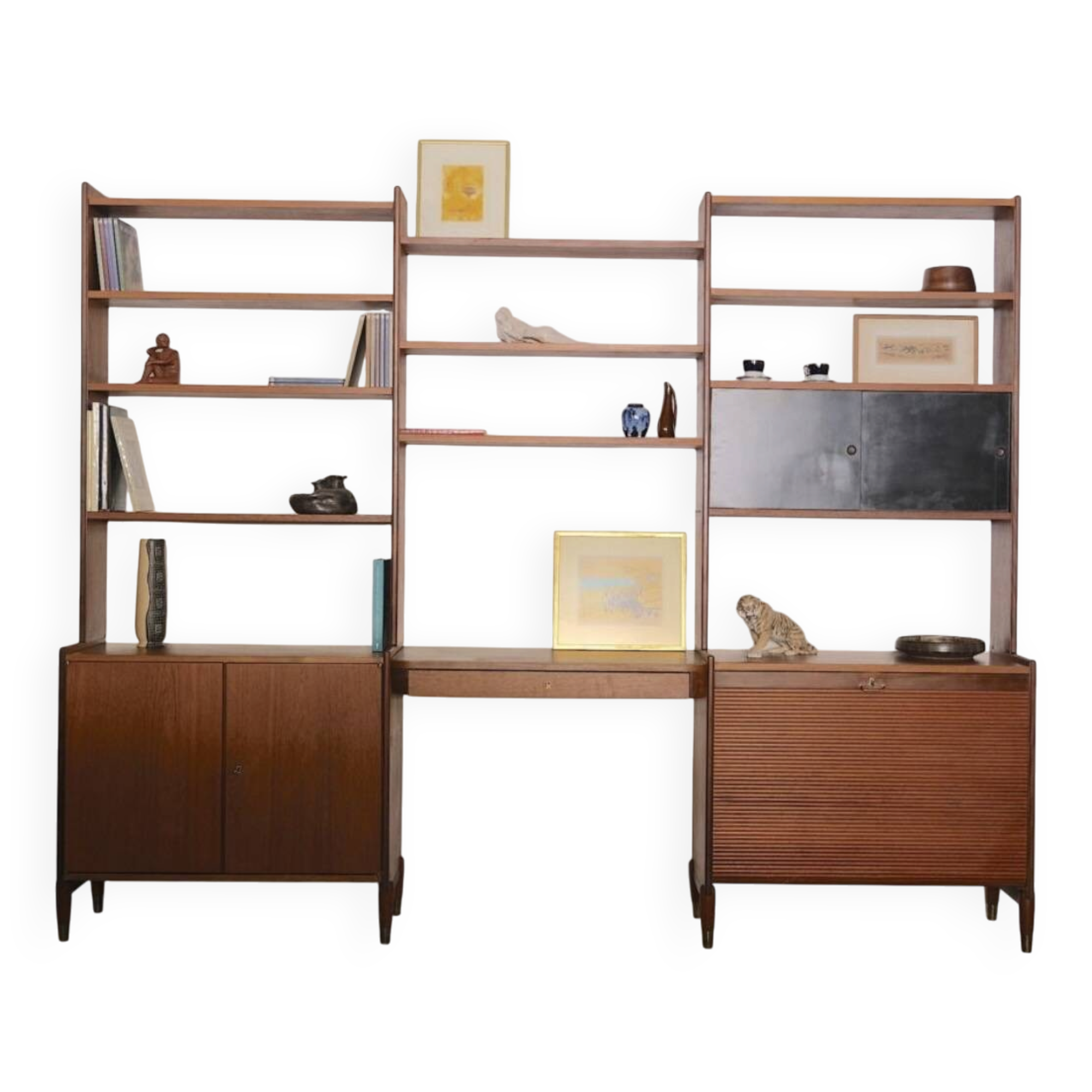 Large Scandinavian wall system in teak with integrated desk – vintage from the 1970s.