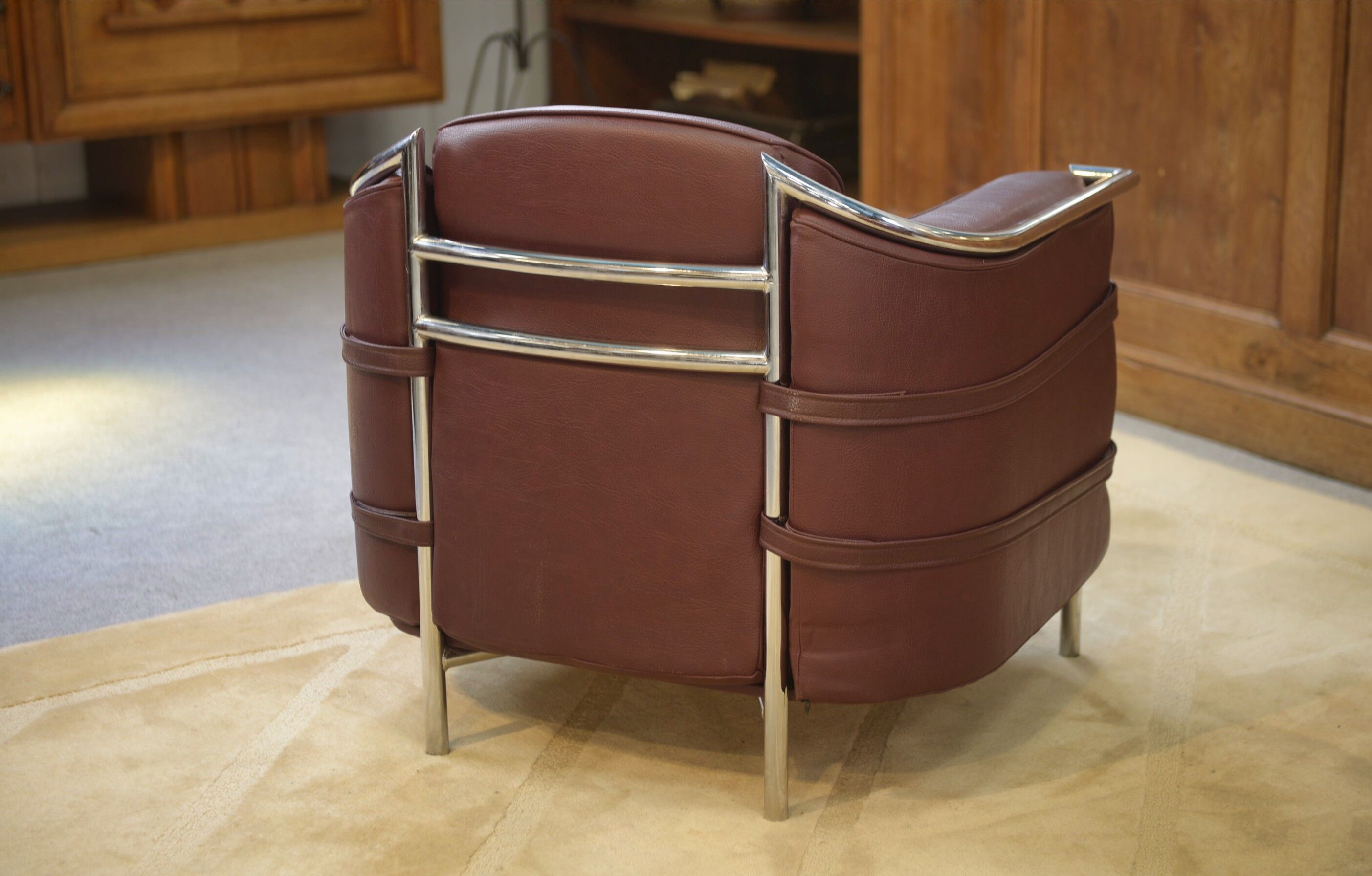 Paire de fauteuils dans le goût de Le Corbusier 1970’s