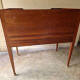 Sublime Louis XVI style walnut and walnut veneer dressing table