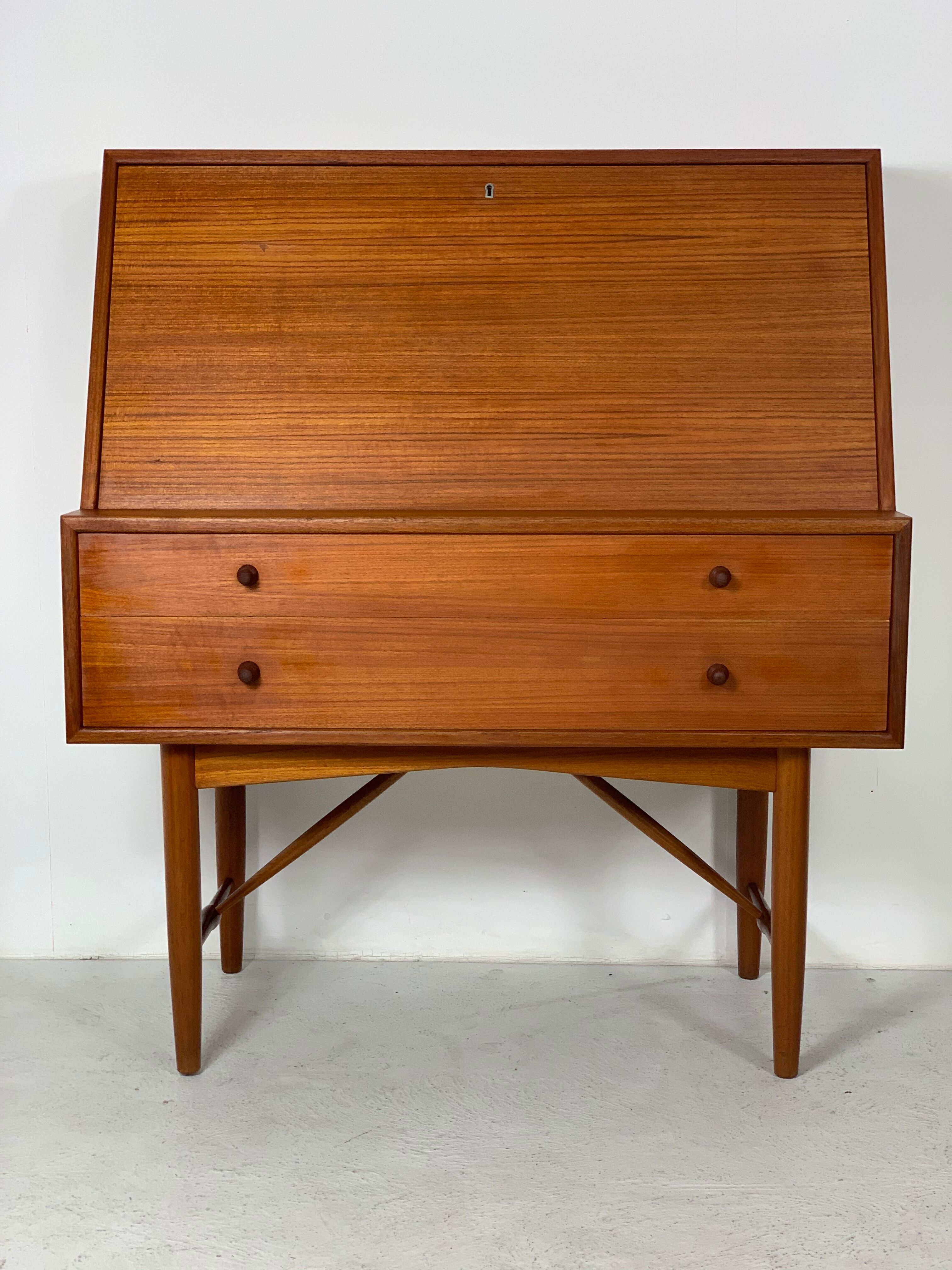 Teak desk by Ib Kofod-Larsen 1960s
