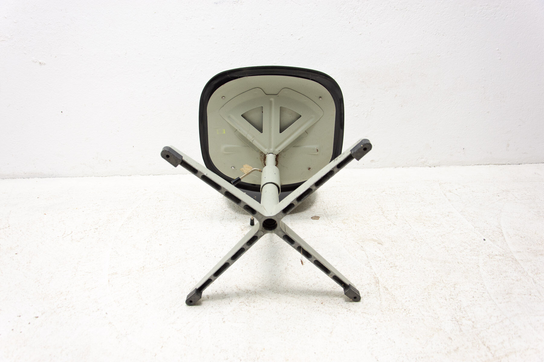 Vintage Industrial swivel work desk chair by Kovona, 1950´s