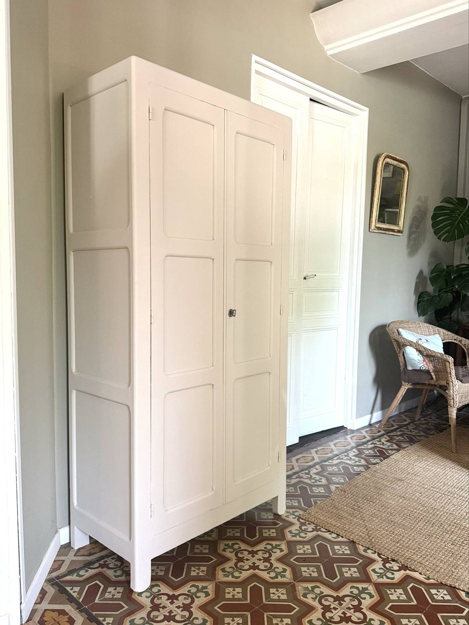 Authentic Parisian wardrobe