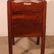 Mahogany curiosity cabinet - 18th century
