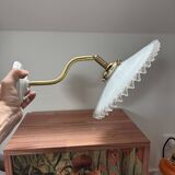 Applique en opaline blanche inclinable