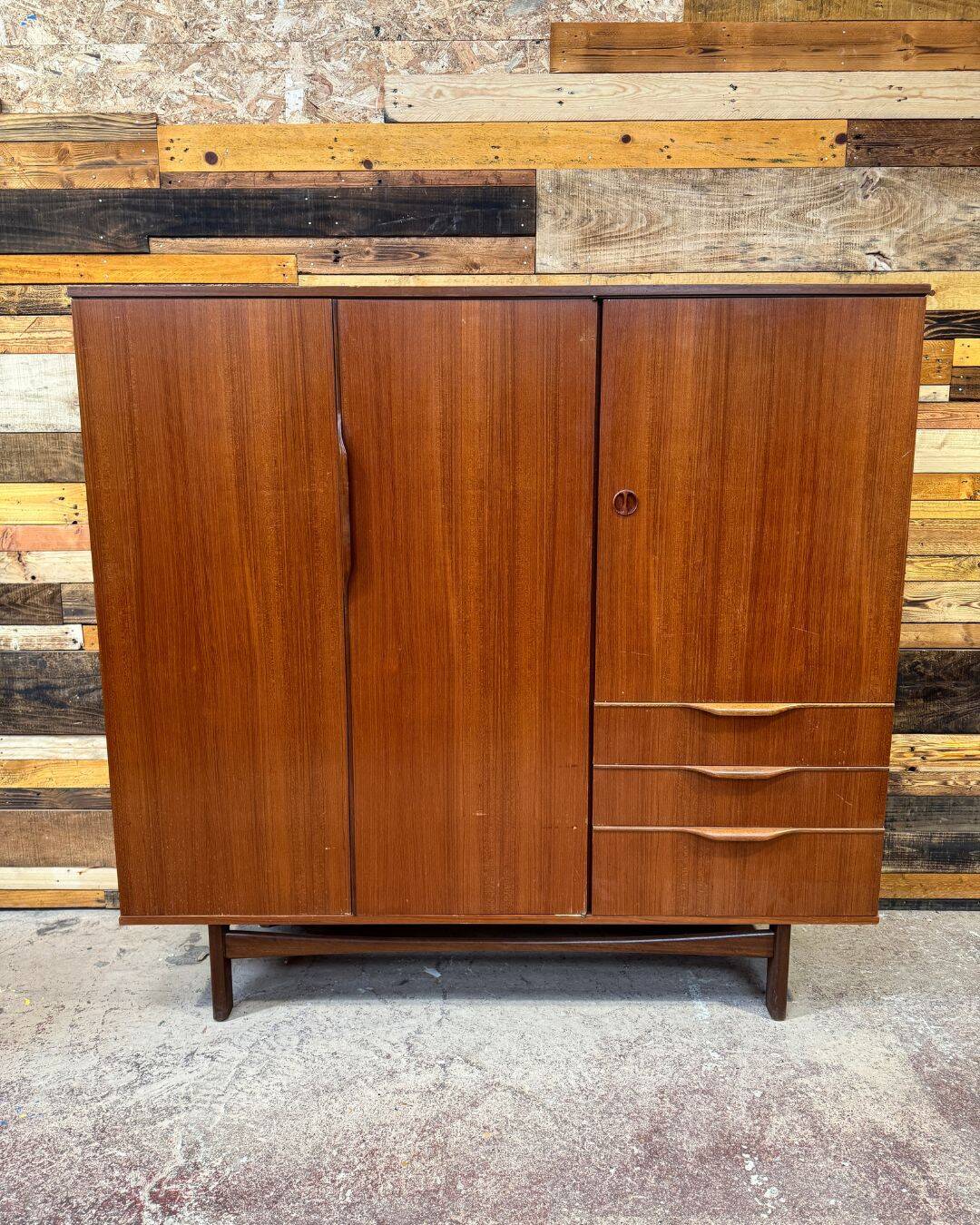 Armoire Scandinave vintage