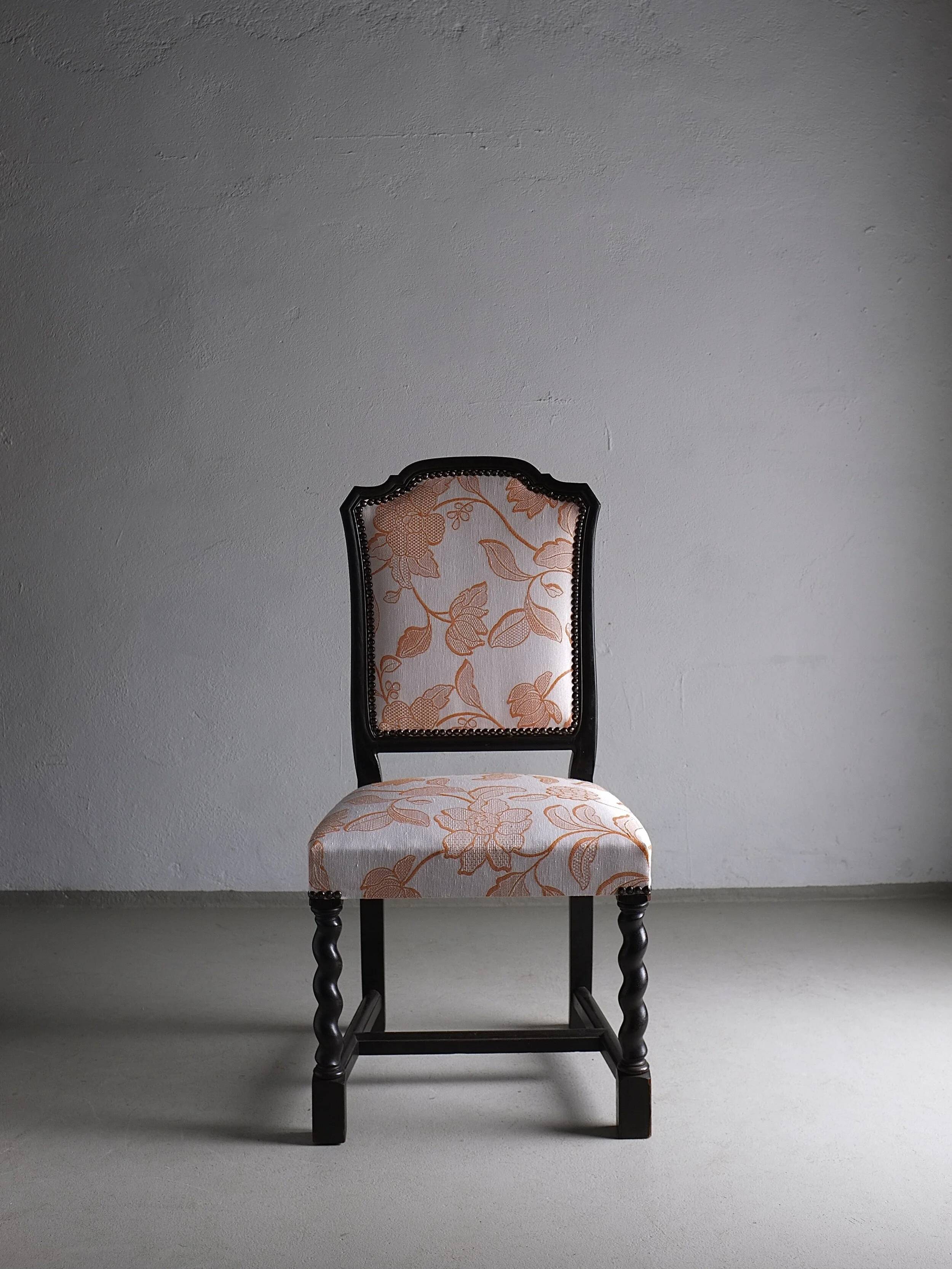2 oak chairs | Barley twist legs | Sweden | 1920s