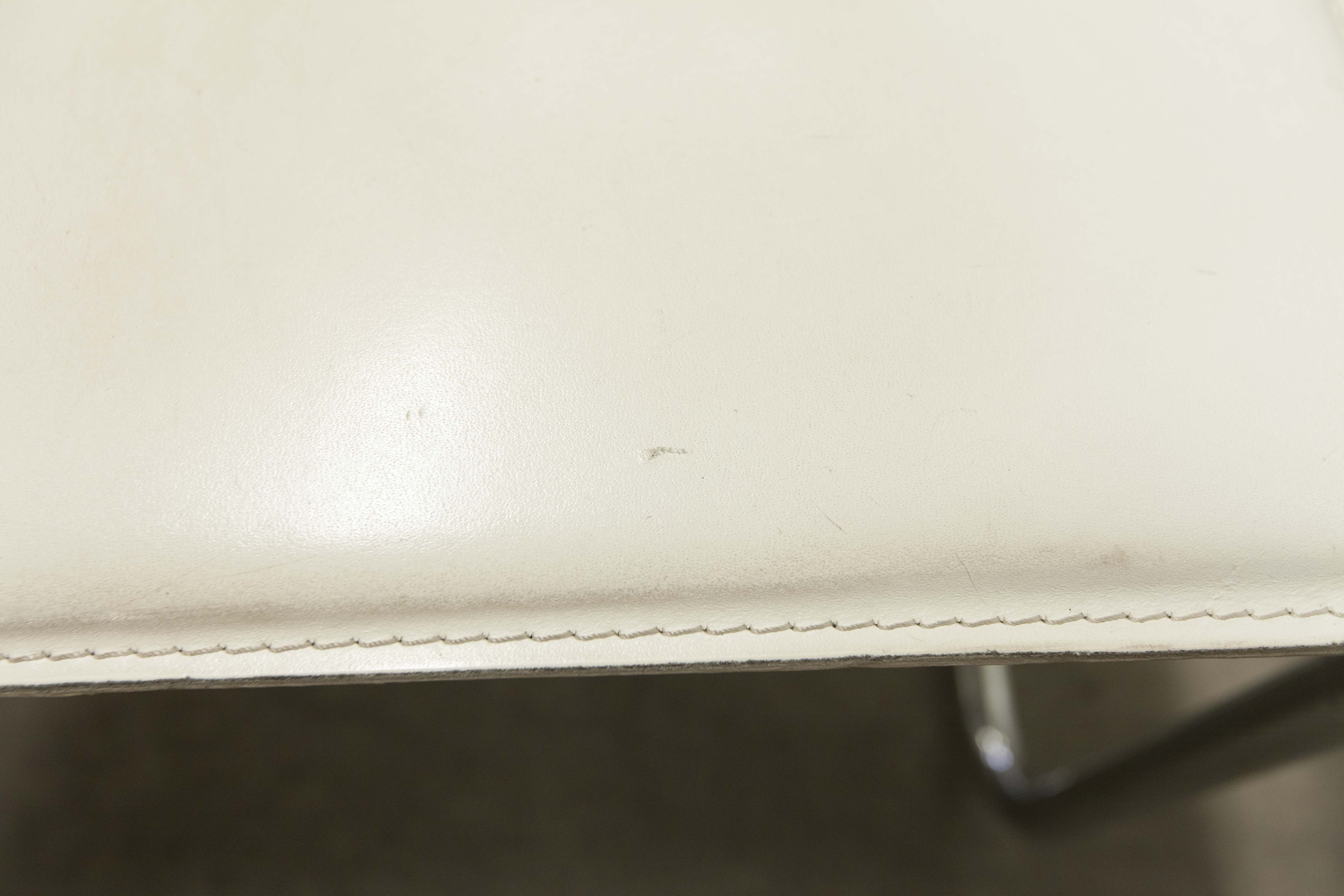 Chaise de bureau en cuir des années 80