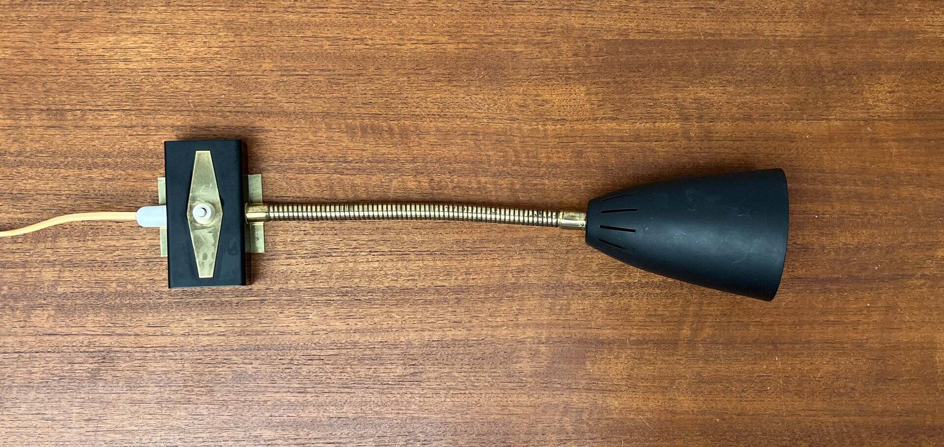 Modern mid-century wall lamp with a swan neck by Aris, Finland, 1950s