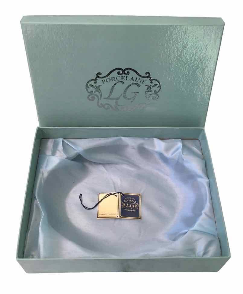 Hand painted porcelain fruit bowl