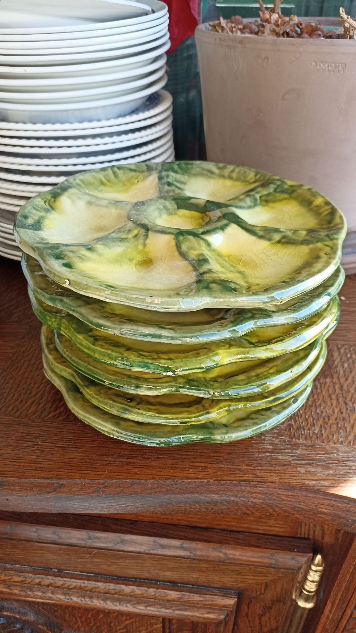 6 assiettes à huîtres par Foucard-Jourdan des années 50