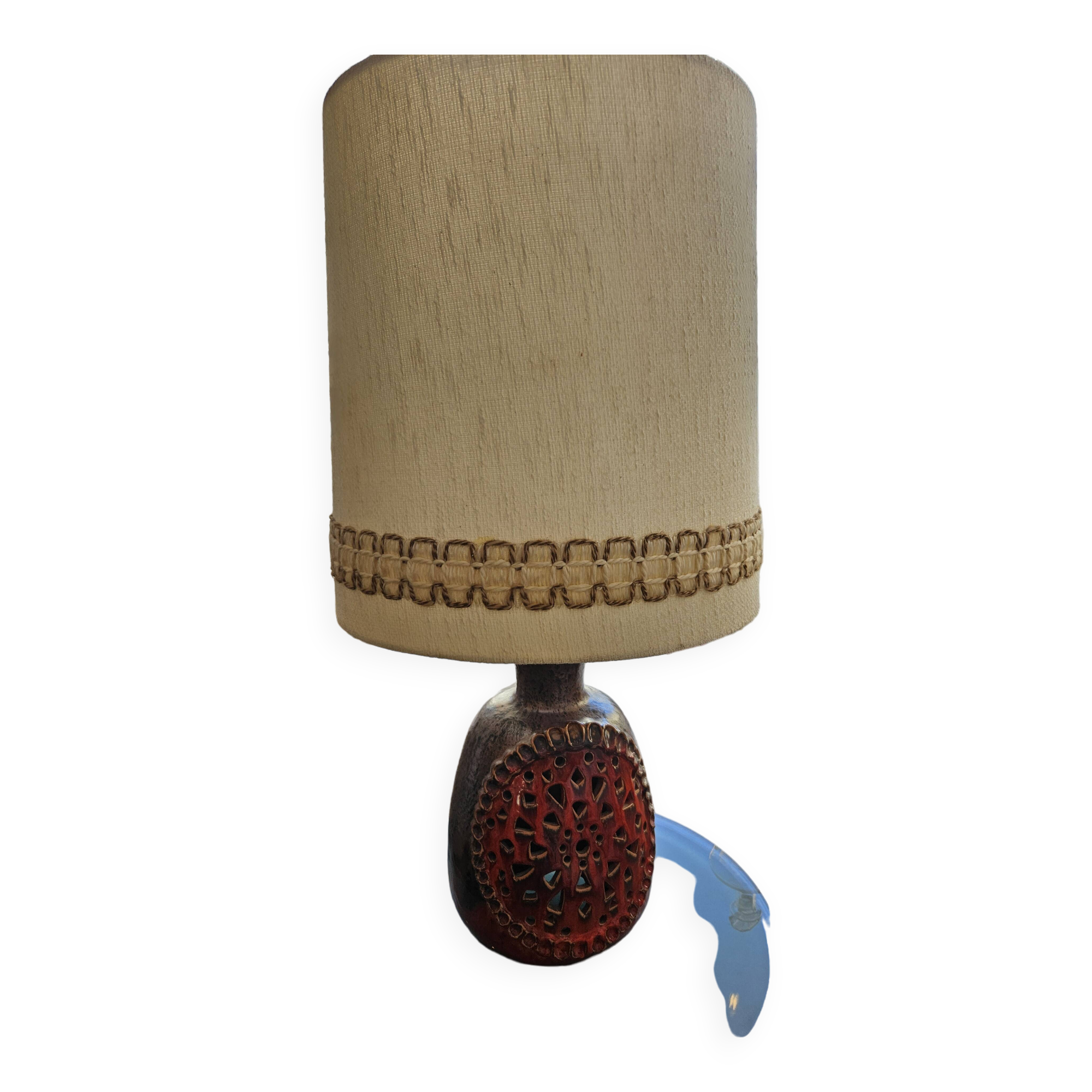 Fat lava ceramic lamp