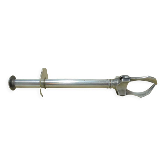 Ice tongs