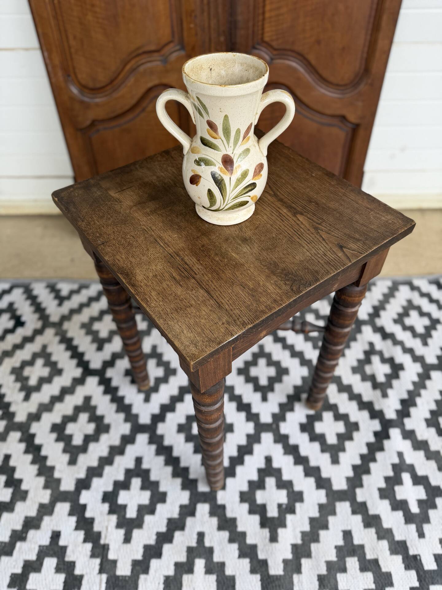 Small antique side table - turned legs - Louis XII inspiration