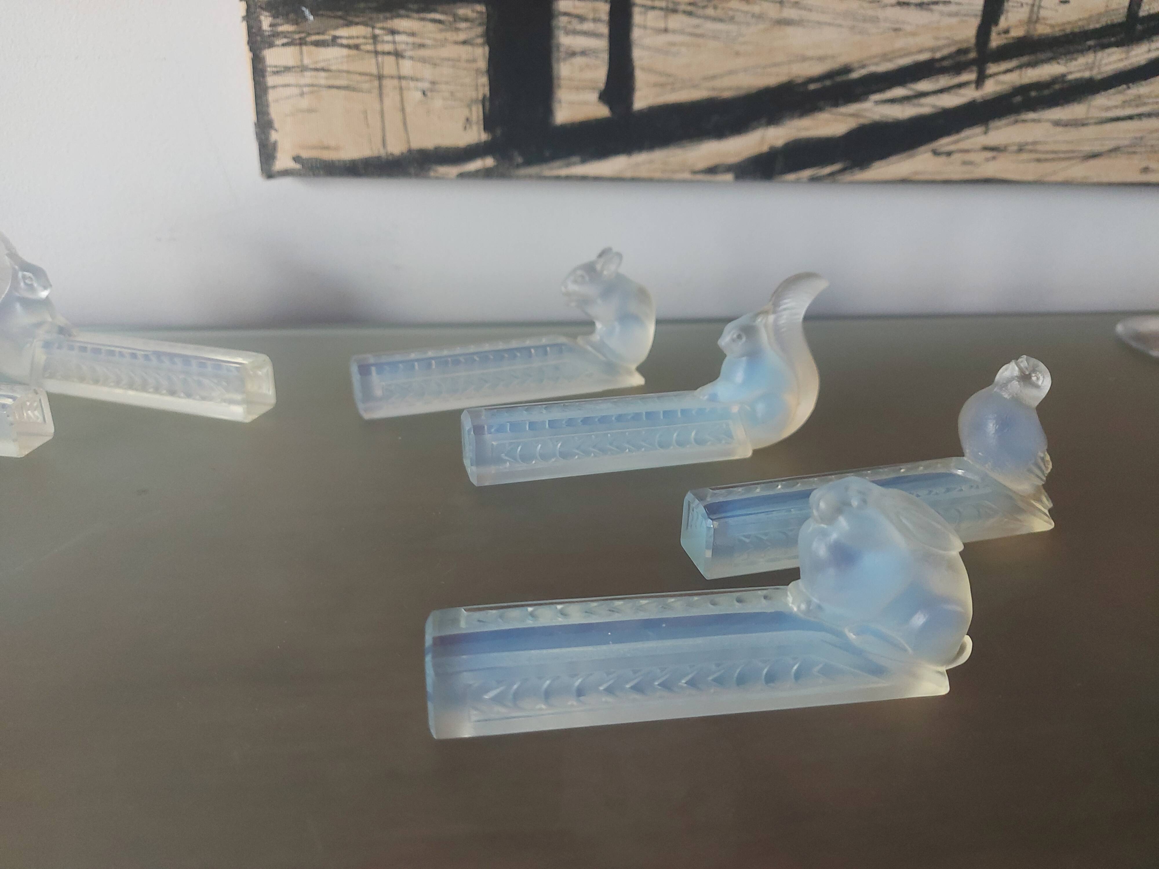 9 doors art deco knives in opalescent glass, bestiary.