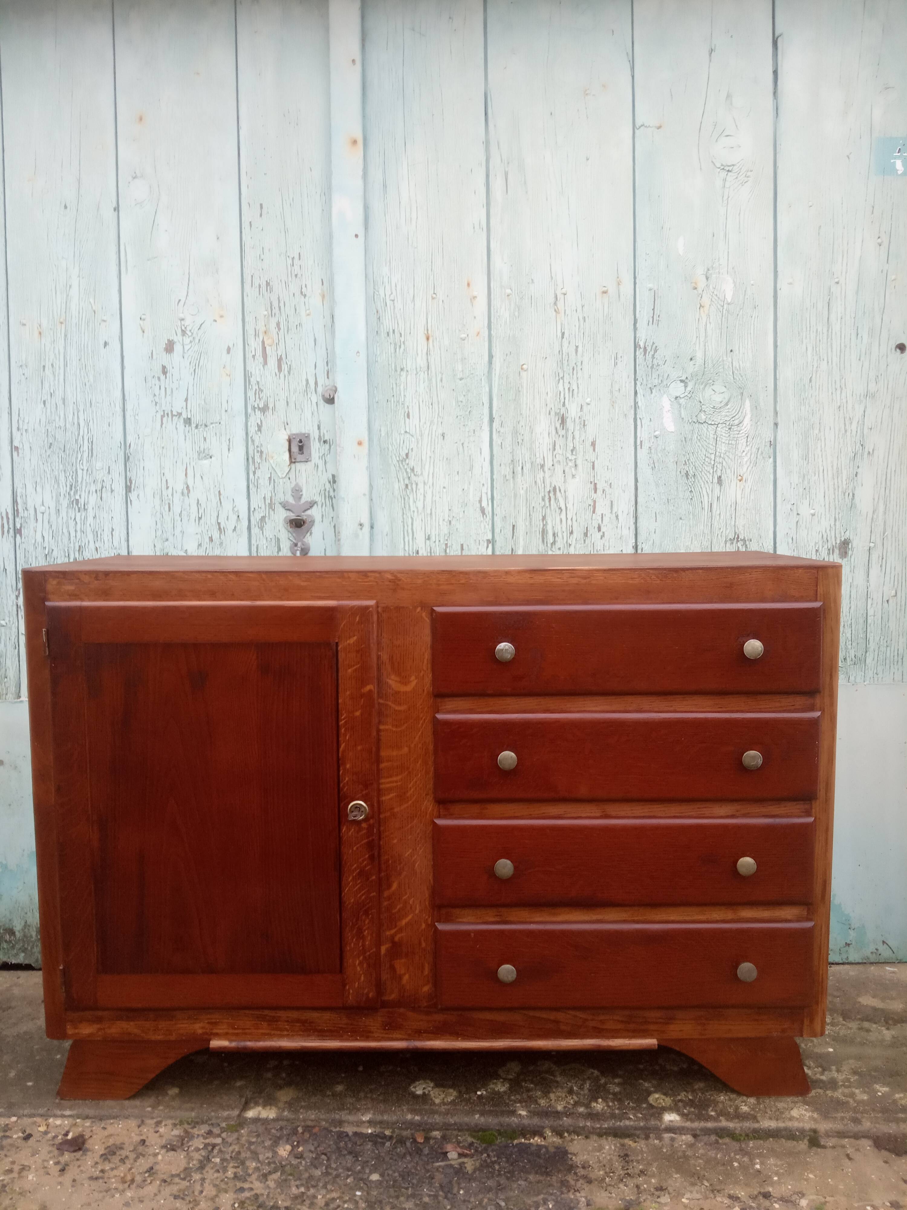 Art deco chest of drawers