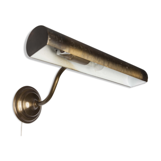 Applied brass for table