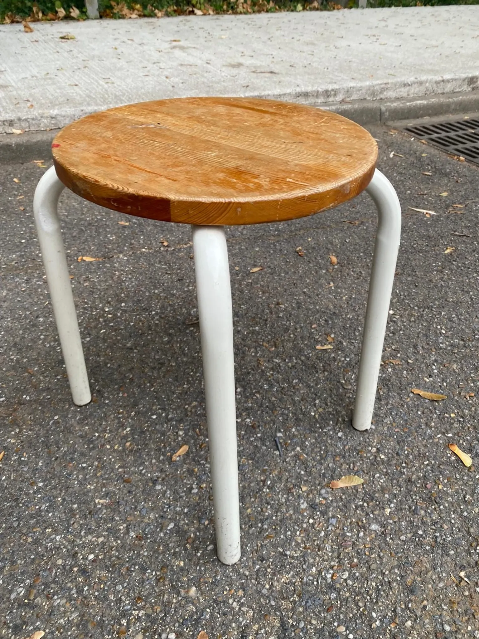 Set of 3 stackable stools in Ikea Frosta style, solid wood and steel, 1990.