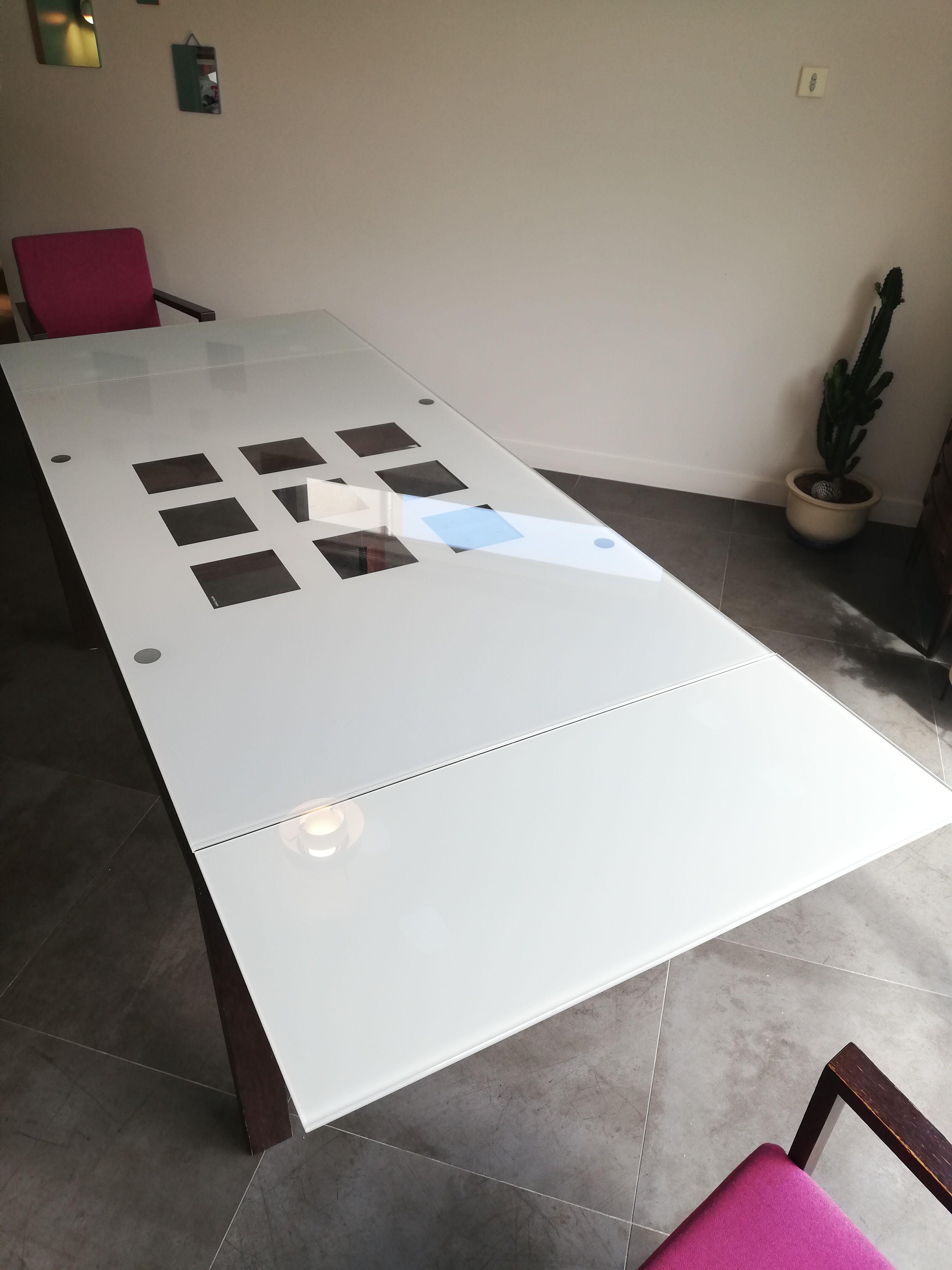 Table de salle à manger Ligne Roset Selency