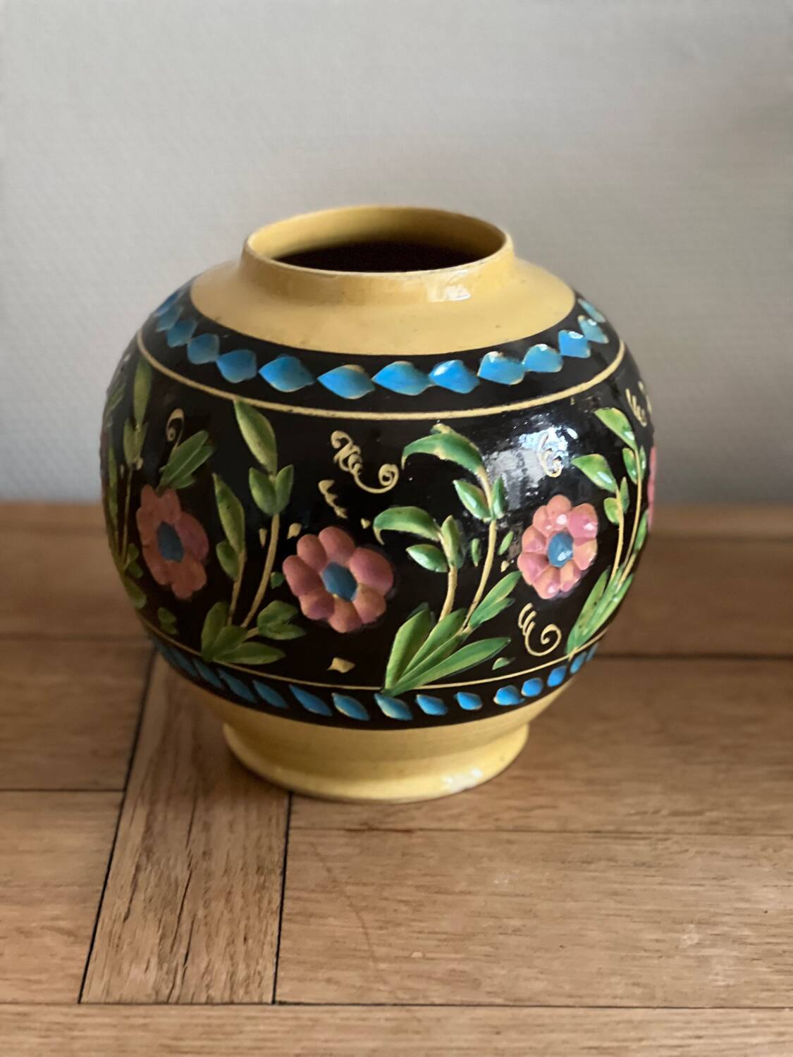 Vase perse forme boule XXe