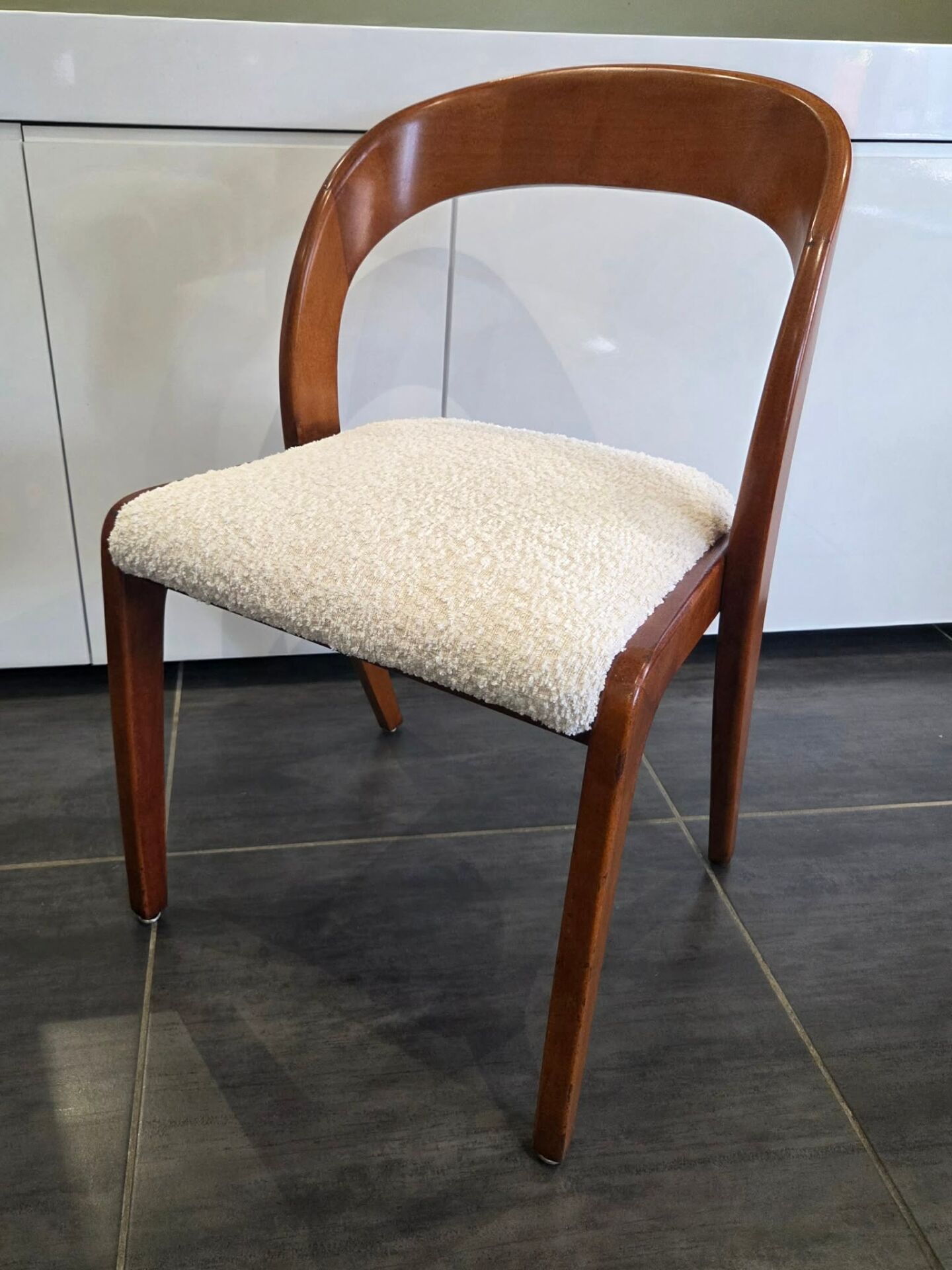 Set of 8 vintage Baumann Gondole chairs, 1960s.