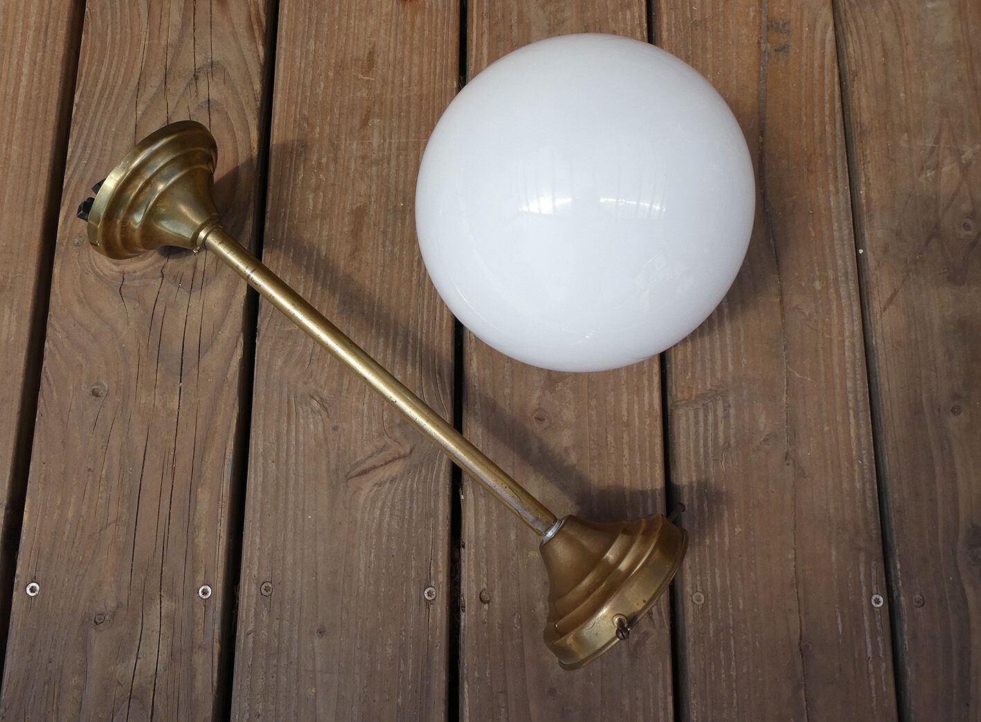 Art deco hanging lamp