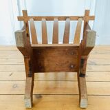 Sewing rack, old basket for balls of wool