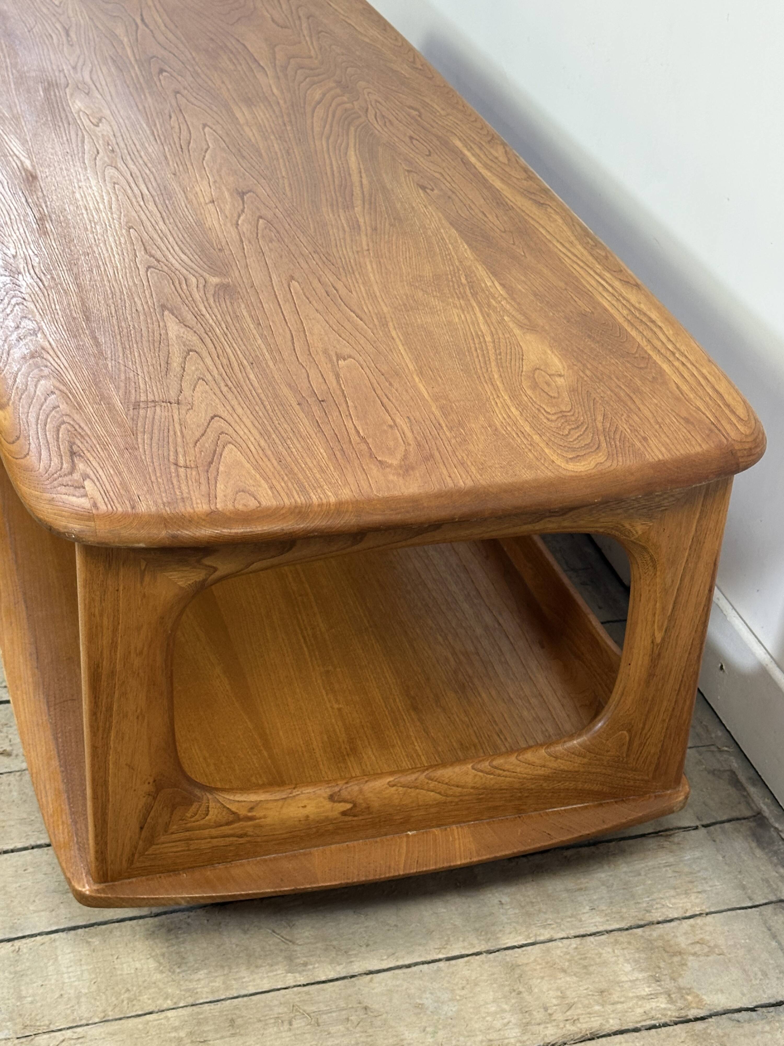 Coffee table / storage unit in solid elm ERCOL Minerva 1980s