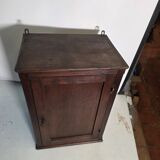 Trade cabinet to be placed or wall-mounted, 1940s.