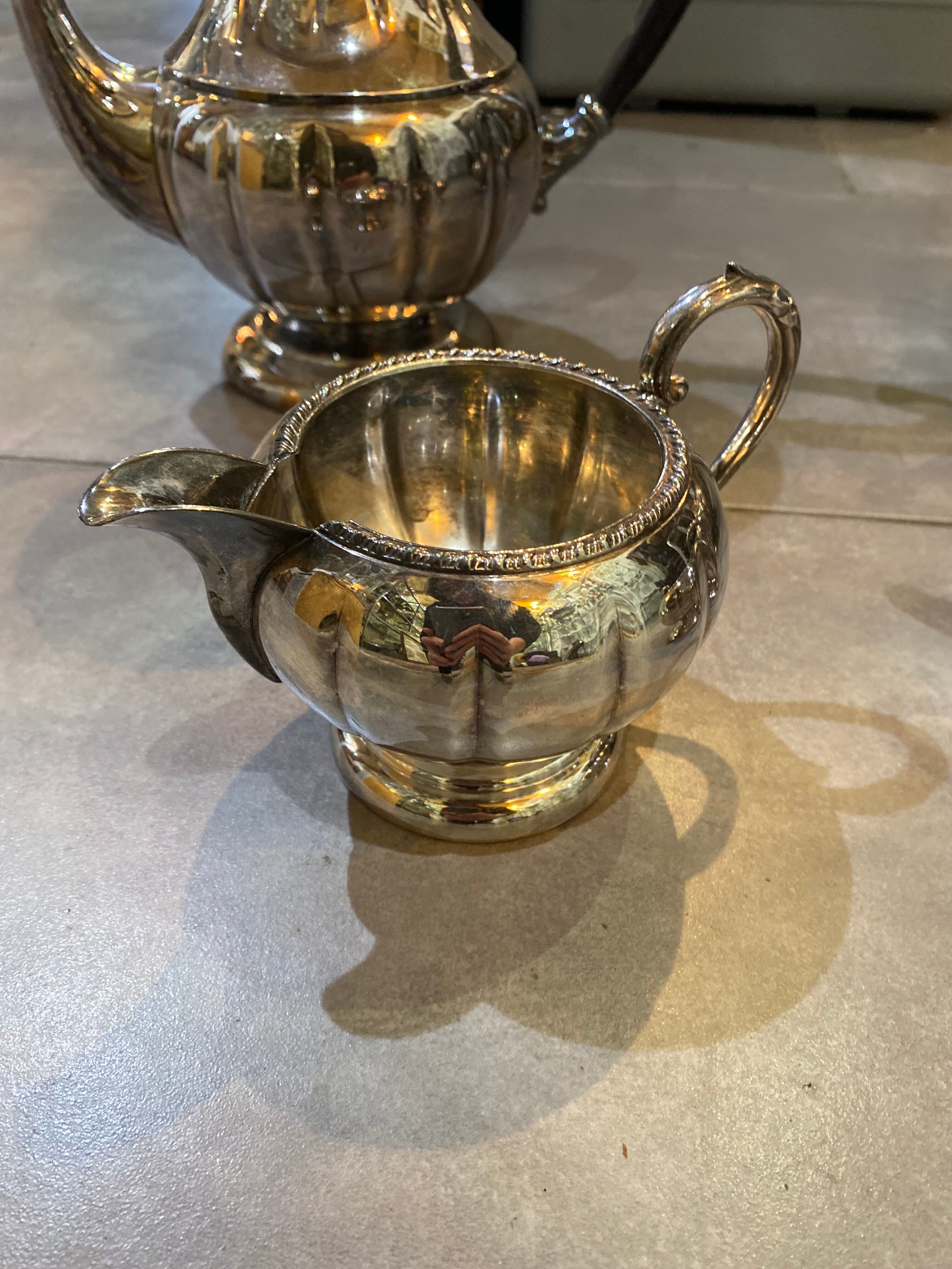 Silver metal tea and coffee set